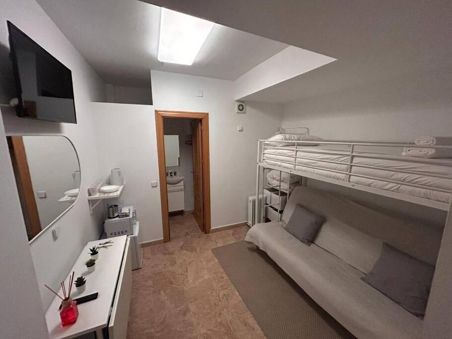 Cute Studio In Gran Via -Si1 Madrid Exterior foto