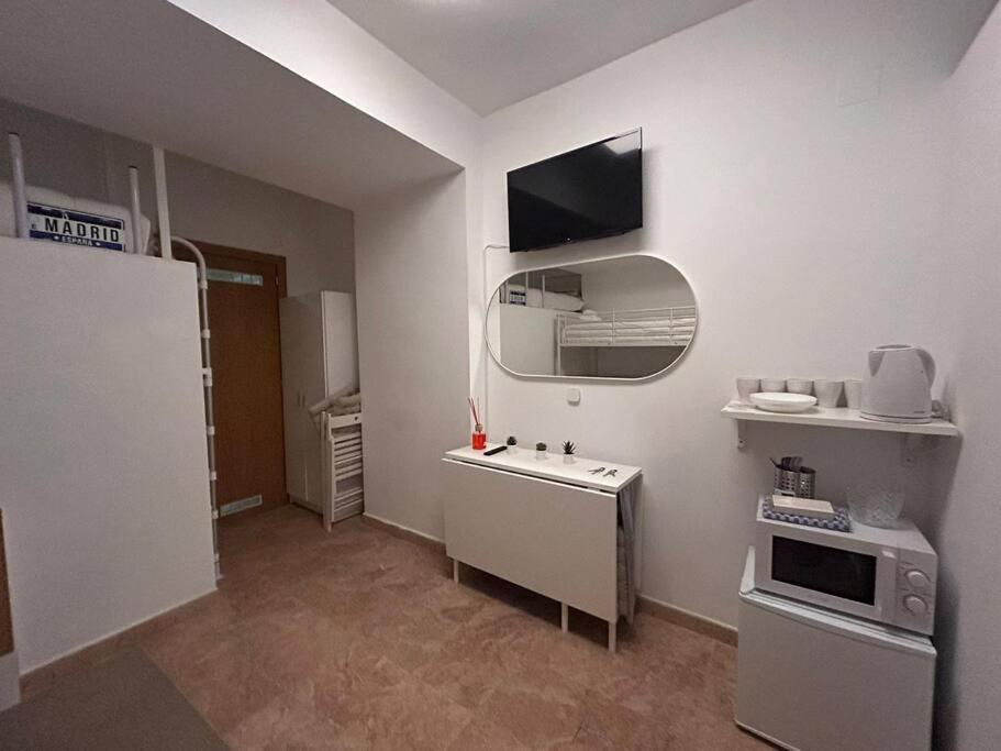Cute Studio In Gran Via -Si1 Madrid Exterior foto